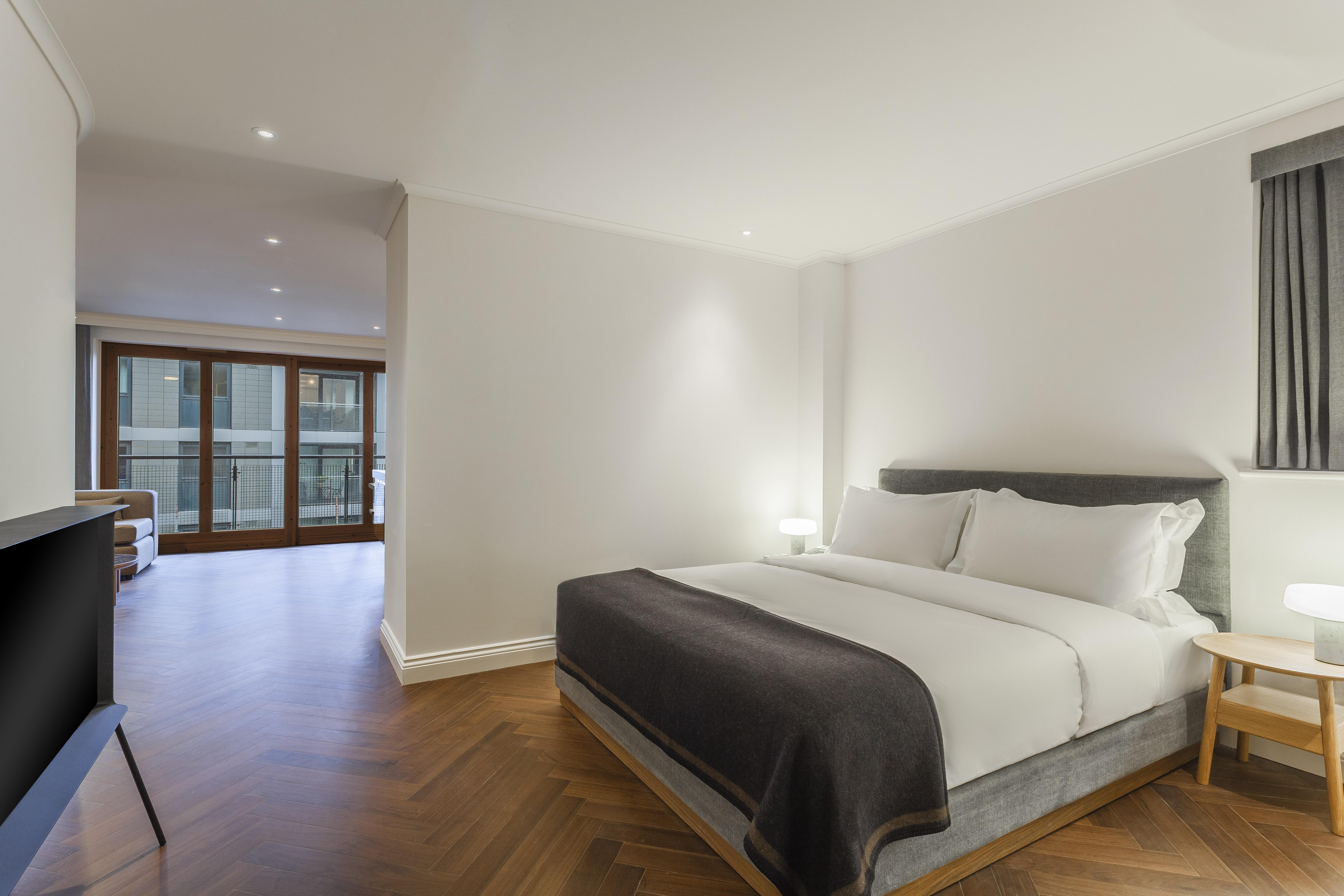 Hotel The Roseate Reading Exterior foto A bedroom at the hotel