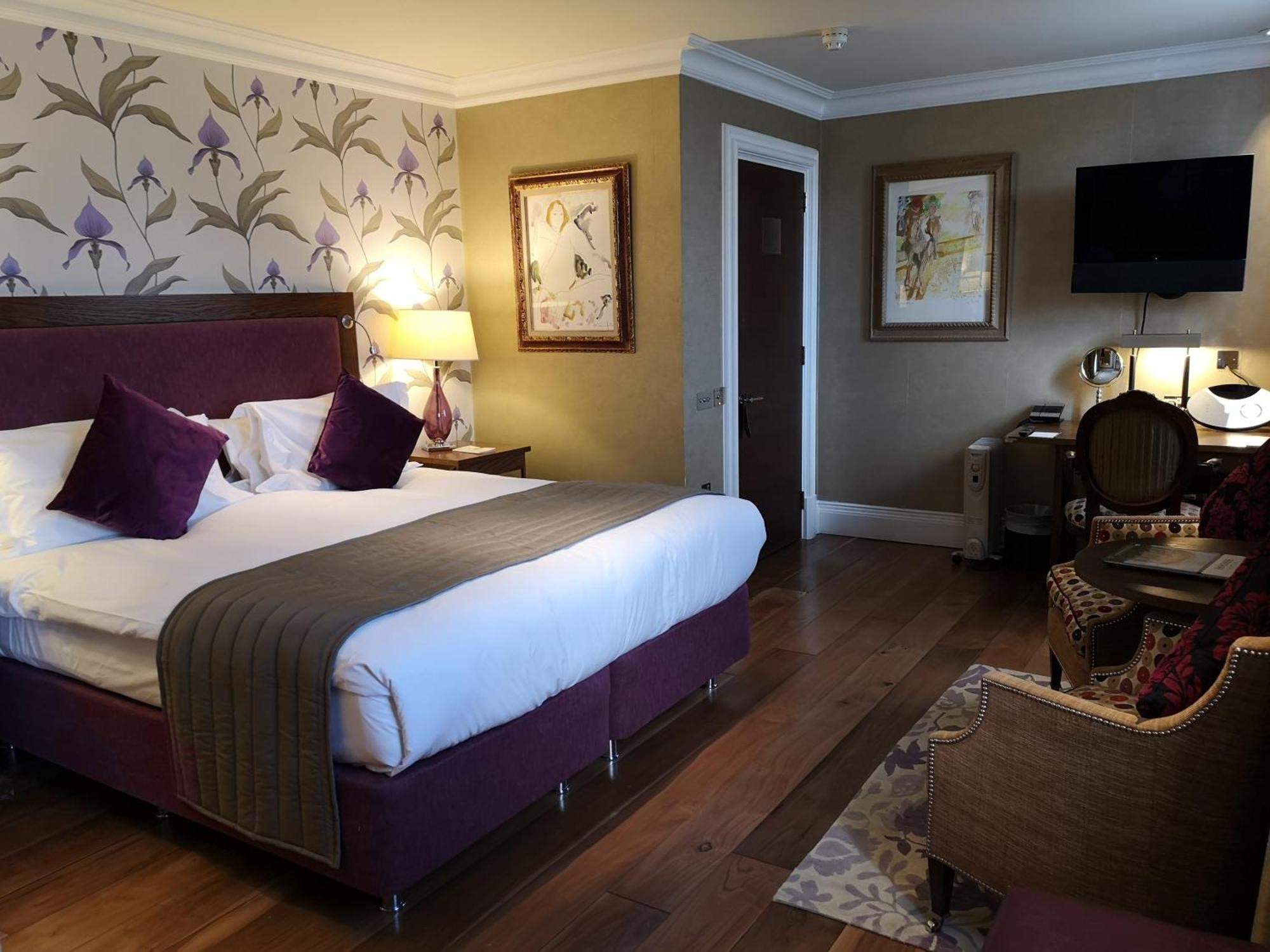 Hotel The Roseate Reading Exterior foto A bedroom at the hotel