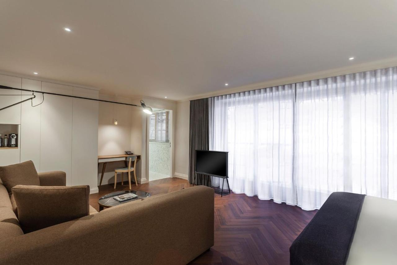 Hotel The Roseate Reading Exterior foto A typical apartment